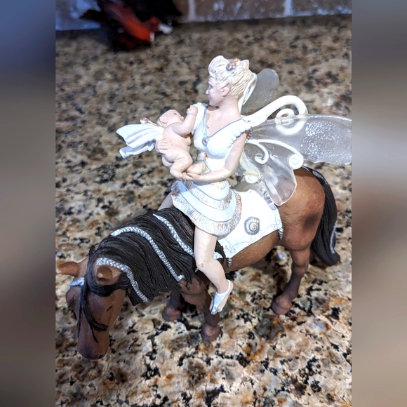 Schleich Rare Retired Bayala Iloris Leolyn Elven Fairy Horse Fantasy Characters - Picture 2 of 5